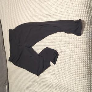 Old navy maternity leggings